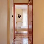 East Living - Netflix Appartement