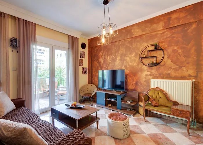 East Living - Netflix * Thessaloníki